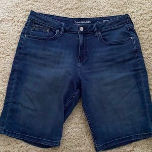 Calvin Klein Bermuda shorts 14